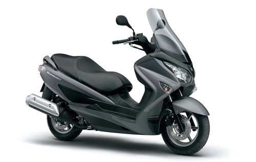 Suzuki ra mắt burgman 125 phiên bản phi thuyền - 1