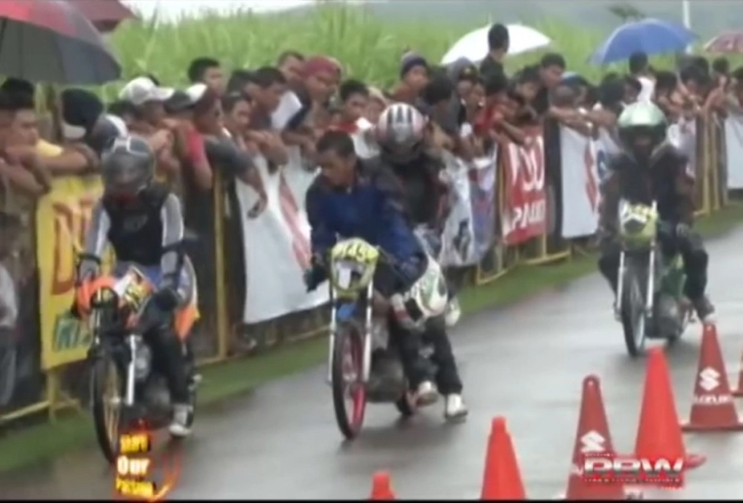 Suzuki raider đua drag tại philippin - 1