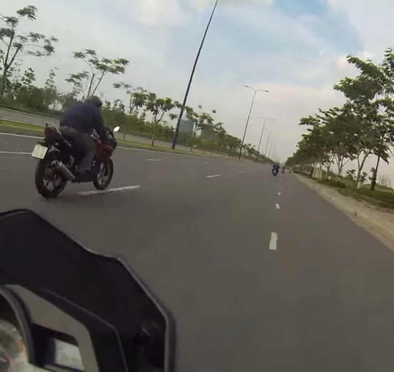 Test nhẹ cbr125rr và fz-s 150 - 3