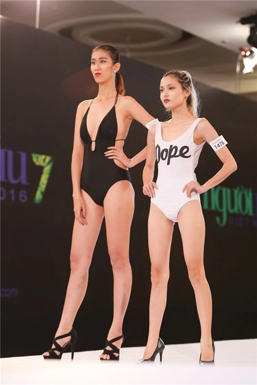 Thí sinh nam gây sốc khi mặc bikini nữ mang giày cao gót catwalk - 7