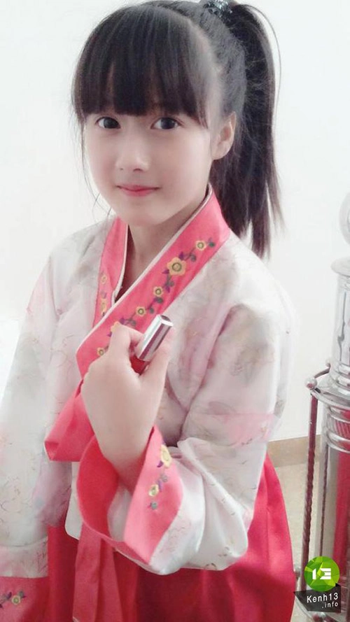 Thiêu nư viêt xinh tươi sươn xam hanbok - 1