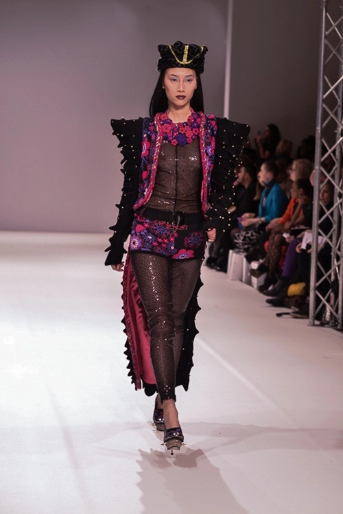 Trang khiếu diễn 3 show tại london fashion week - 2