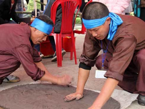 Trò chơi dân gian hút khách đầu xuân - 1