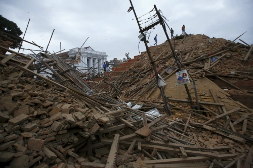 Vì sao động đất ở nepal có sức công phá lớn - 1