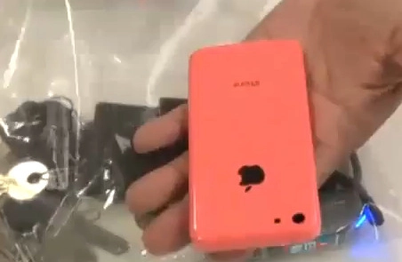 Video thử khả năng chống xước của vỏ nhựa iphone 5c - 1