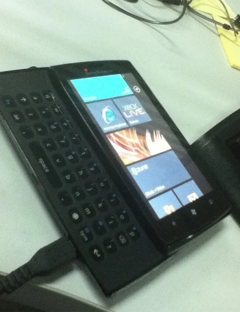 Windows phone 7 của sony ericsson rò rỉ - 1