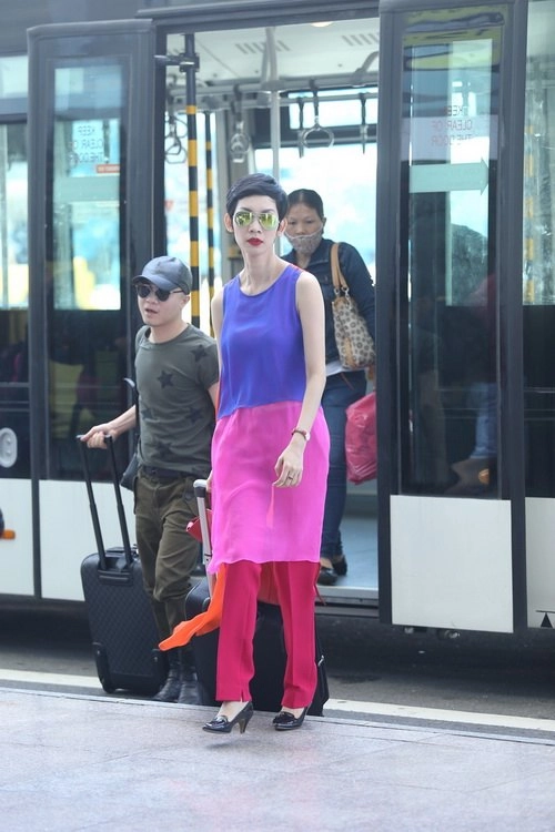 Xuân lan diện thời trang rực rỡ tại sân bay - 4