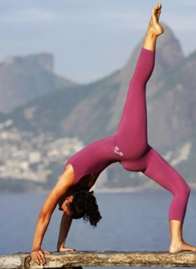 Yoga tạo đường cong và pilates - 2
