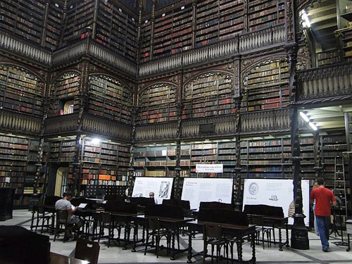 10 thư viện đồ sộ ấn tượng nhất thế giới - 9