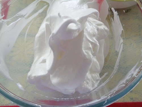 Bánh bông lan cuộn ruốc phủ trứng muối ngon mê - 4