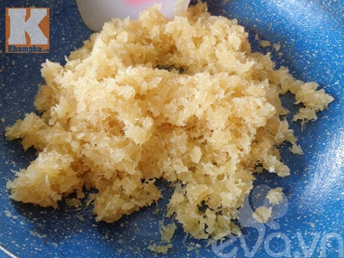 Bánh cốm dừa bọc chuối chiên nóng hổi - 4