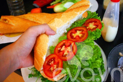 Bánh mì kẹp thịt gà cho bữa sáng - 8