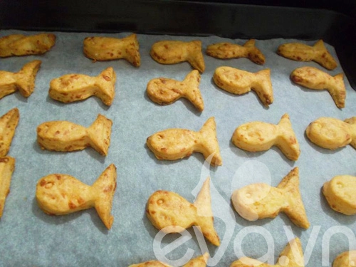 Bánh quy phô mai hình cá cho bé yêu - 8