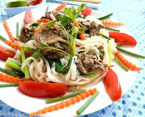 Bữa sáng tươi ngon với phở xào bò - 10