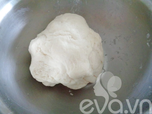 Cách làm bánh bao trứng vịt muối - 6