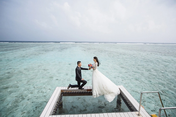 Cái kết sau 5 năm đứt gánh của cặp đôi đẹp xinh và bộ ảnh cưới mê ly tại maldives - 13