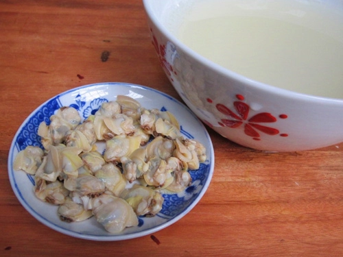 Canh kim chi nấu ngao đậu nóng hổi - 2