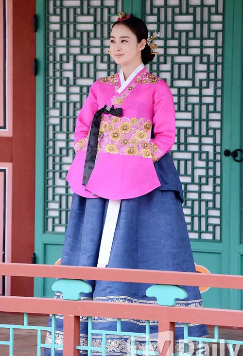 Chấm điểm sao hàn mặc áo hanbok truyền thống - 6