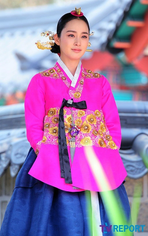 Chấm điểm sao hàn mặc áo hanbok truyền thống - 7