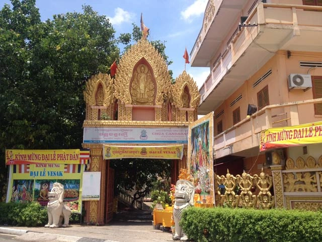 Chiêm ngưỡng kiến trúc chùa khmer đầu tiên tại sài thành - 2