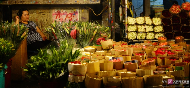 Chợ hoa đêm không ngủ ở sài gòn - 1