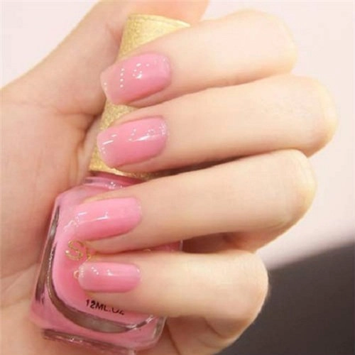 Chọn màu nail xinh lung linh đón tết - 7