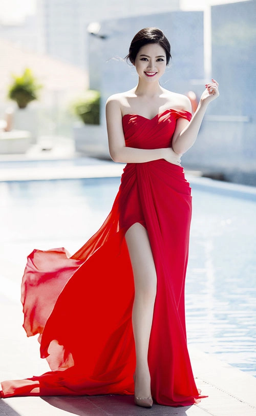 Đầu năm sao việt nô nức diện váy đỏ để lấy may - 3