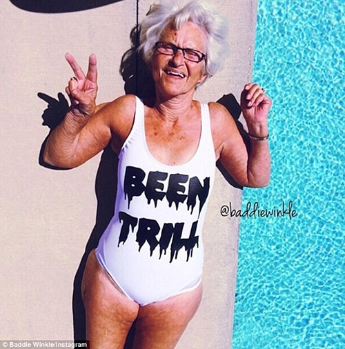 Gần 90 tuổi cụ bà vẫn tự tin làm người mẫu áo tắm - 2