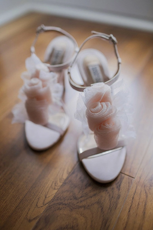 Giày cưới lãng mạn nâng niu gót hồng cô dâu - 1