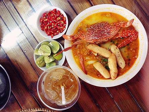 Hàng bánh canh ghẹ nước cốt dừa gây nghiện ở sài gòn - 2