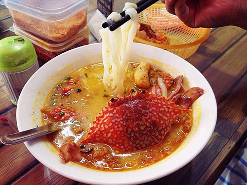 Hàng bánh canh ghẹ nước cốt dừa gây nghiện ở sài gòn - 4