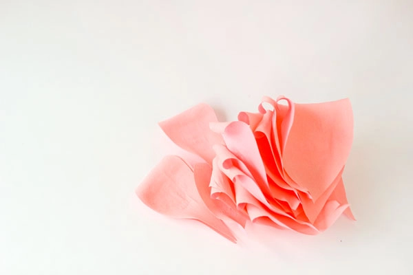 Hoa hồng giấy khổng lồ cho nàng điệu đà ngày tết - 7