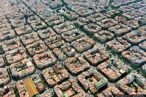 Kiến trúc eixample barcelona khác hẳn việt nam - 3