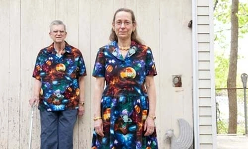 Lạ lùng cặp vợ chồng mặc đồ đôi suốt 37 năm - 3
