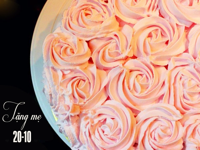 Làm bánh kem hoa hồng bằng nồi cơm điện tặng mẹ 20-10 - 12