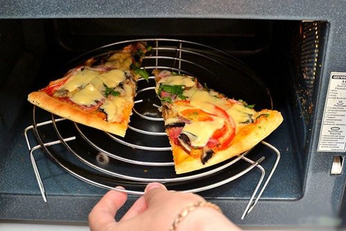 Mẹo bảo quản và làm nóng lại pizza - 11