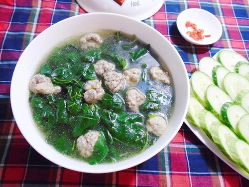 Ngon ngọt canh rau ngót nấu mọc - 7