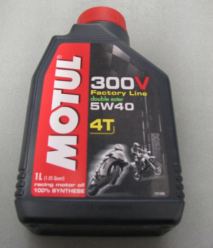 Nhớt castrol power 15w-40 và motul 300v nên chọn dùng em nào - 1