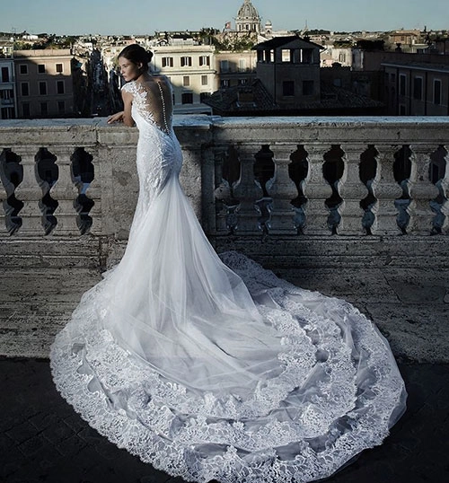 Những mẫu váy cưới biến cô dâu thành thiên thần - 10