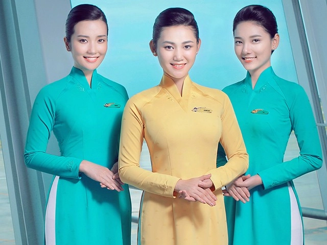 Nữ tiếp viên hàng không xinh như hoa với đồng phục mới - 11