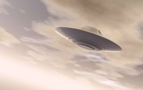 Phi công mỹ tuyên bố từng chạm trán ufo - 1