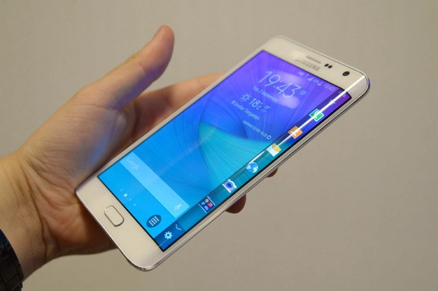 Samsung galaxy note edge có gì đặc biệt - 1