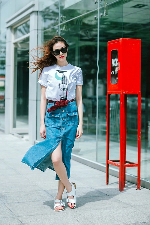 Thích thú với thời trang jeans tươi trẻ của khánh my - 11