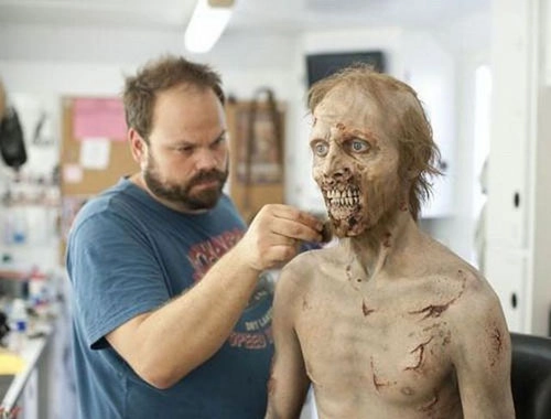 Thủ thuật hoá trang thành zombie trong phim mỹ - 7