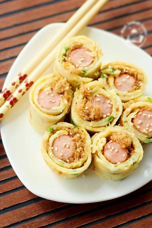 Thưởng thức bánh pancake trứng cuộn xúc xích dễ làm - 6