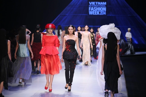 Top 4 show thời trang đáng xem nhất việt nam 2014 - 1