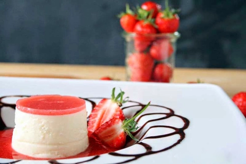 Tráng miệng cực đã với panna cotta sốt dâu tây - 5