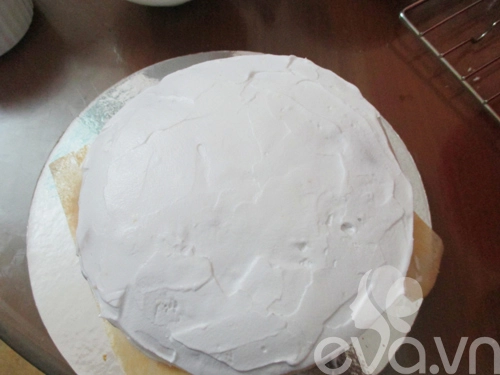 Tự tay làm bánh sinh nhật hình doremon - 9