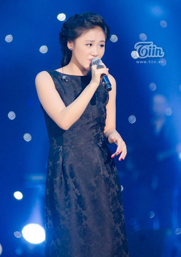 Văn mai hương mặc đẹp nhờ giảm cân - 4