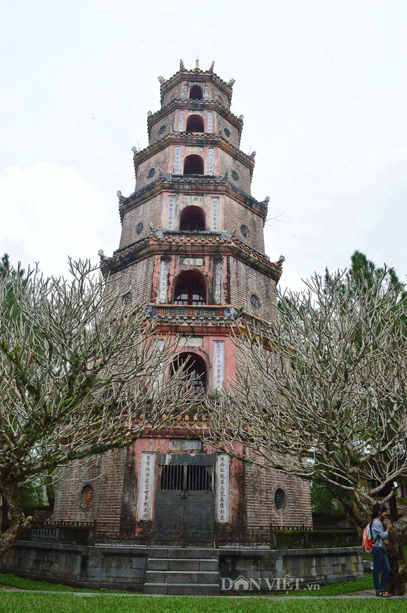 Vẻ đẹp kiến trúc tháp phước duyên và chùa linh mụ - 2